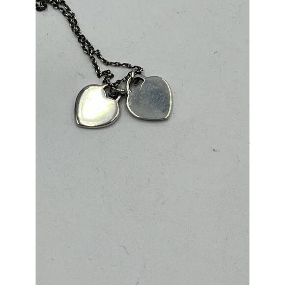 Tiffany & Co. Blue Enamel Mini Double Heart Tag Pendant Necklace Authenticated - Picture 4 of 10